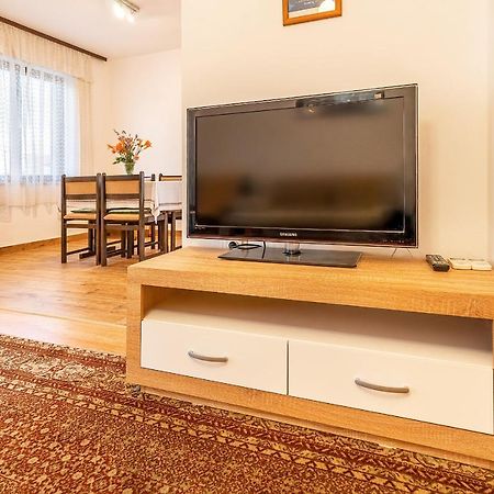 Apartments Jurina 2 Krk Town Extérieur photo