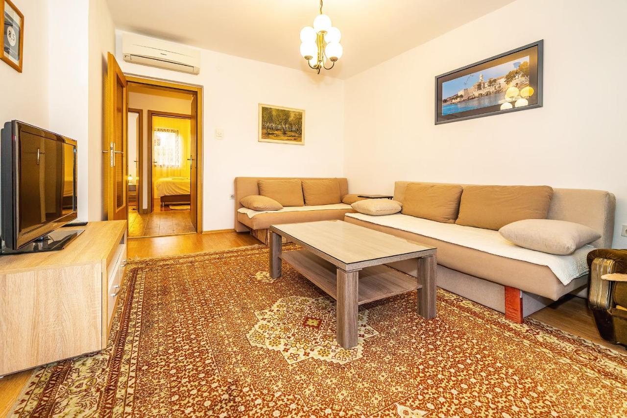 Apartments Jurina 2 Krk Town Extérieur photo