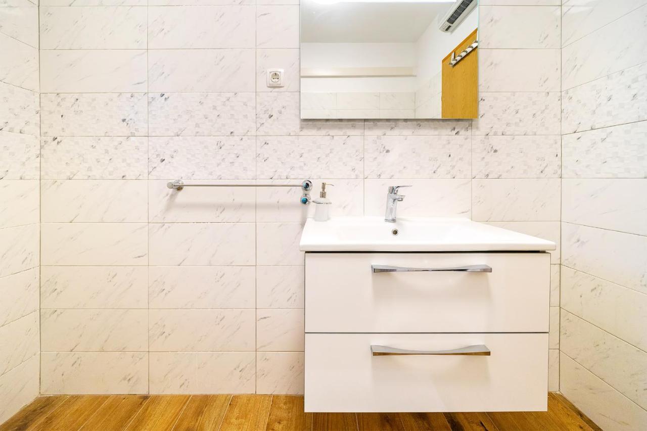 Apartments Jurina 2 Krk Town Extérieur photo