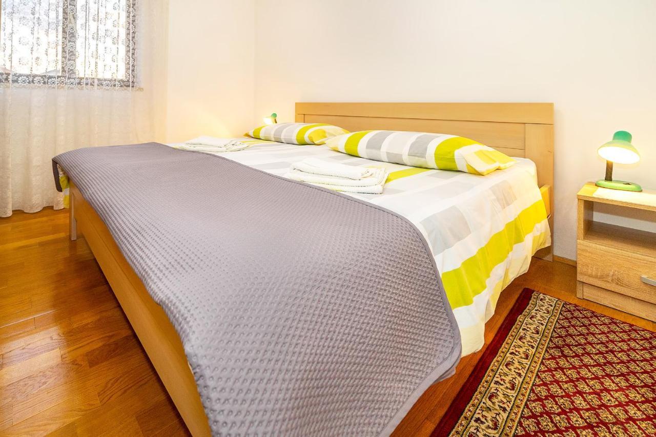 Apartments Jurina 2 Krk Town Extérieur photo